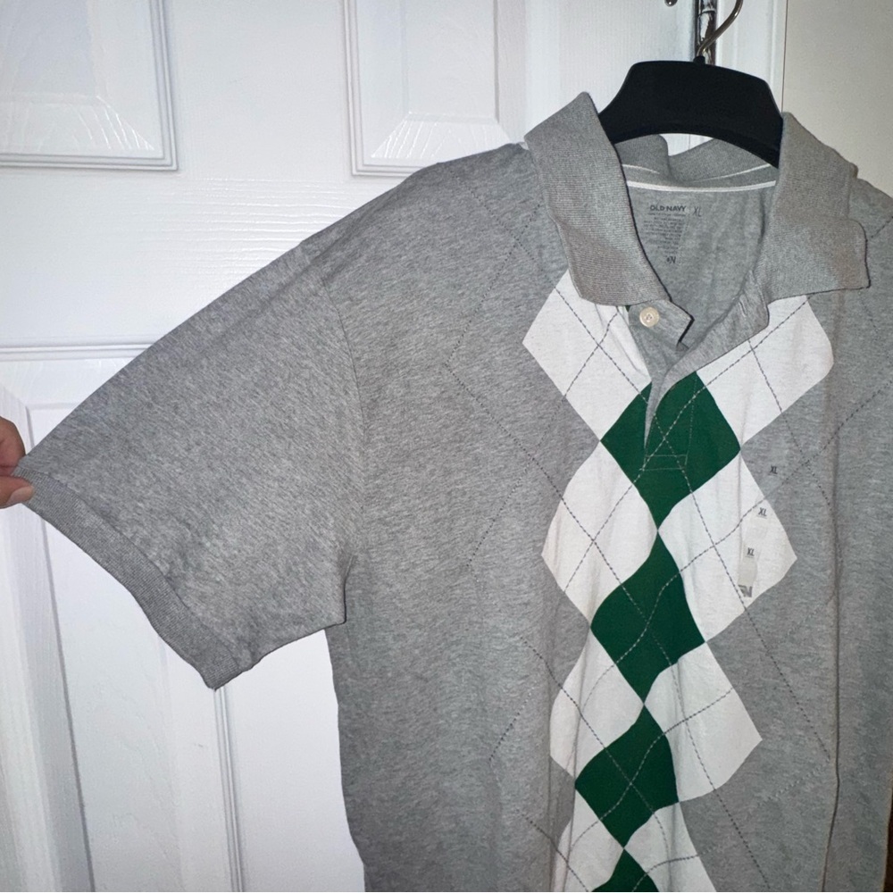 Old Navy Men's XL Gray Green White Argyle Polo Shirt  Preppy Aesthetic NWOT - Picture 3 of 5